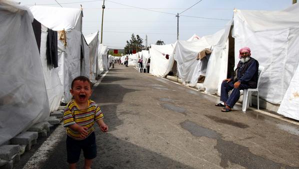 قرار يمنع على السوريين مغادرة المخيمات التركية حتى إشعار آخر