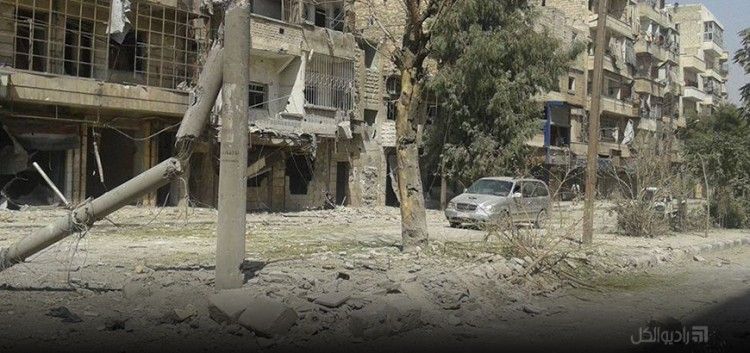 شهداء وجرحى إثر استهداف طيران النظام الحربي حي السكري في مدينة حلب بصاروخ موجه