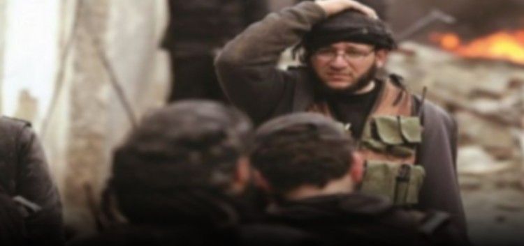 واضعاً نفسه تحت تصرف الثوار... انشقاق أمير في تنظيم داعش بالرقة