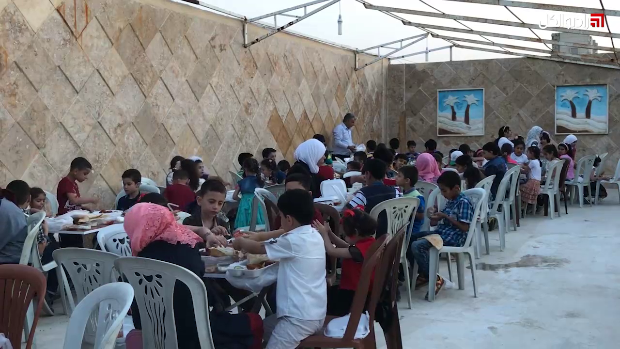 حفل إفطار جماعي لنحو 400 طالب في مدينة الباب بمناسبة انتهاء العام الدراسي