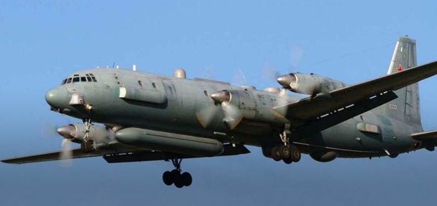 مسؤول أمريكي: دفاعات النظام الجوية أسقطت عن طريق الخطأ طائرة روسية تقلّ 14 عسكرياً