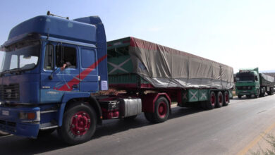قافلة مساعدات أممية تدخل مدينة إدلب